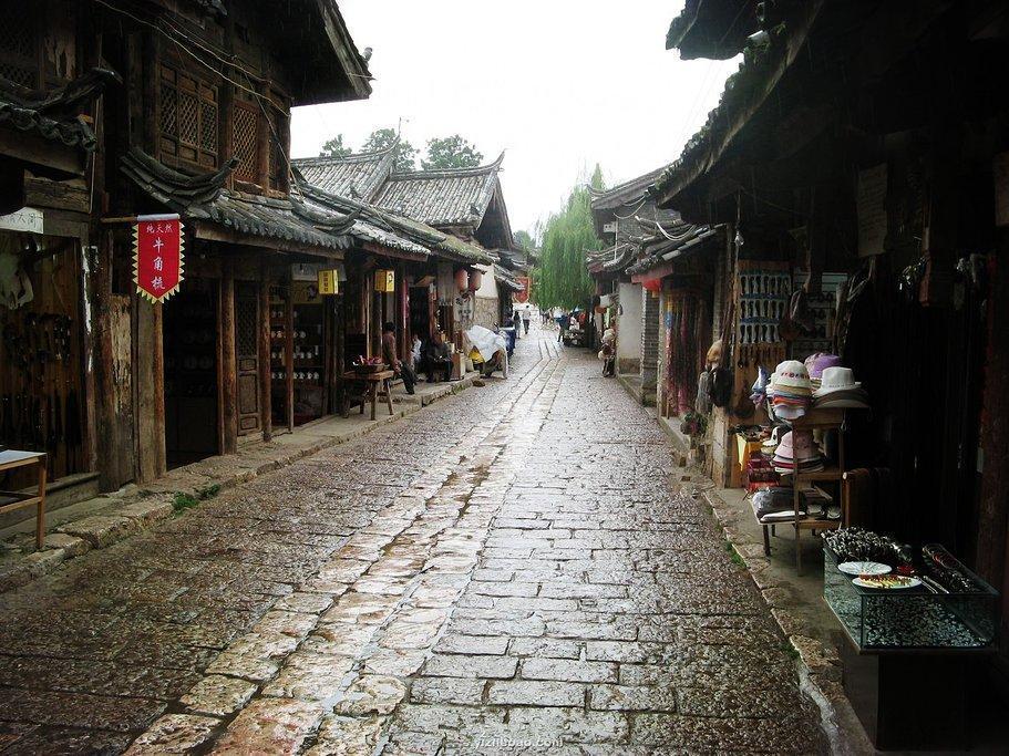 她是小婉君,嫁豪门生5子后丈夫爱上王祖贤,婆婆霸气给出4亿离婚费